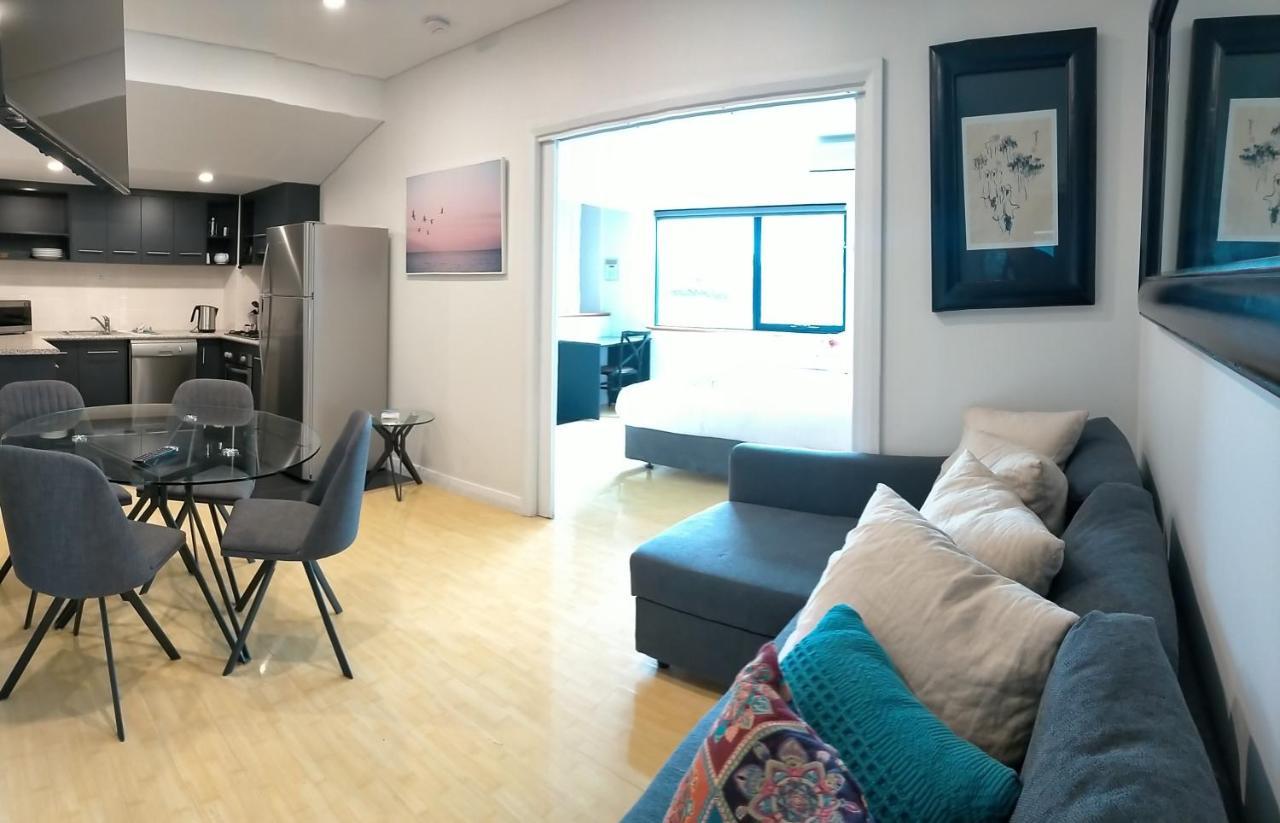 Dunsborough Apartments & Suites Екстер'єр фото