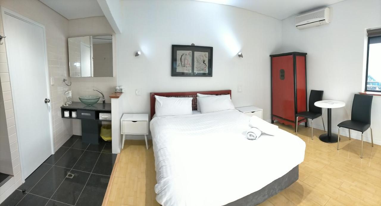 Dunsborough Apartments & Suites Екстер'єр фото