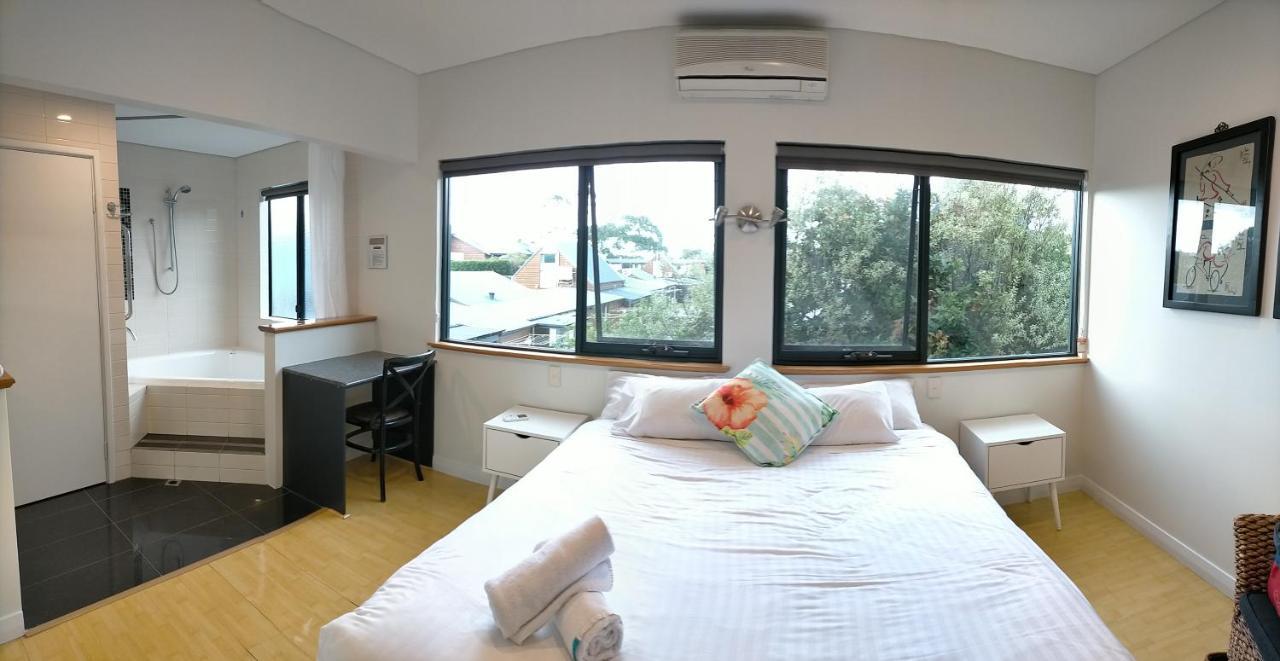 Dunsborough Apartments & Suites Екстер'єр фото
