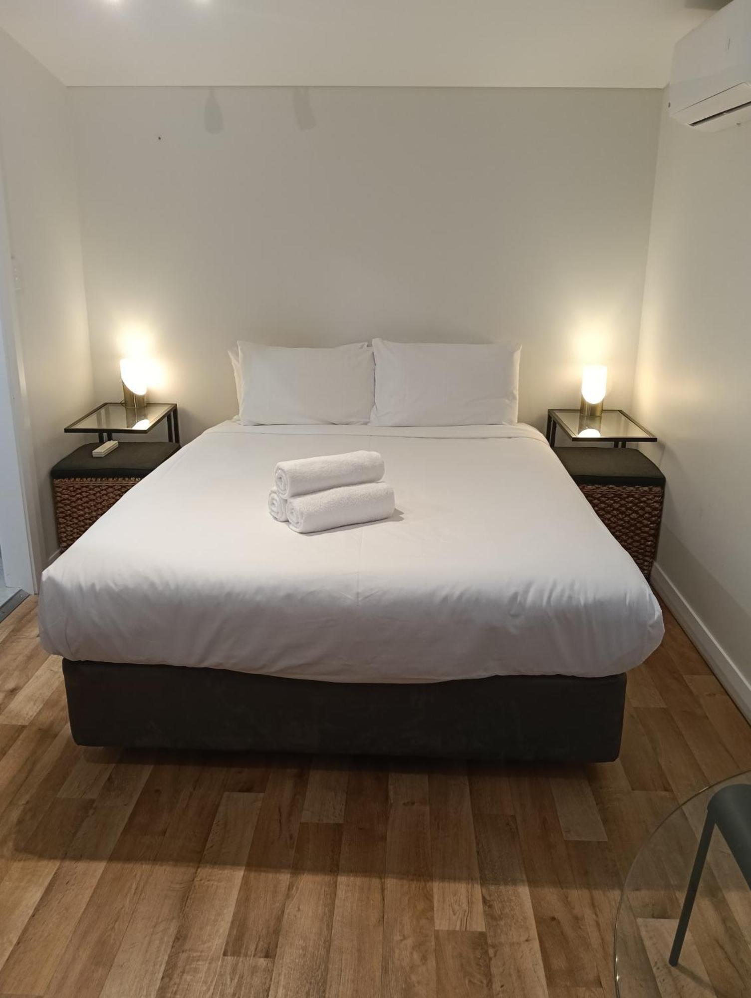 Dunsborough Apartments & Suites Екстер'єр фото