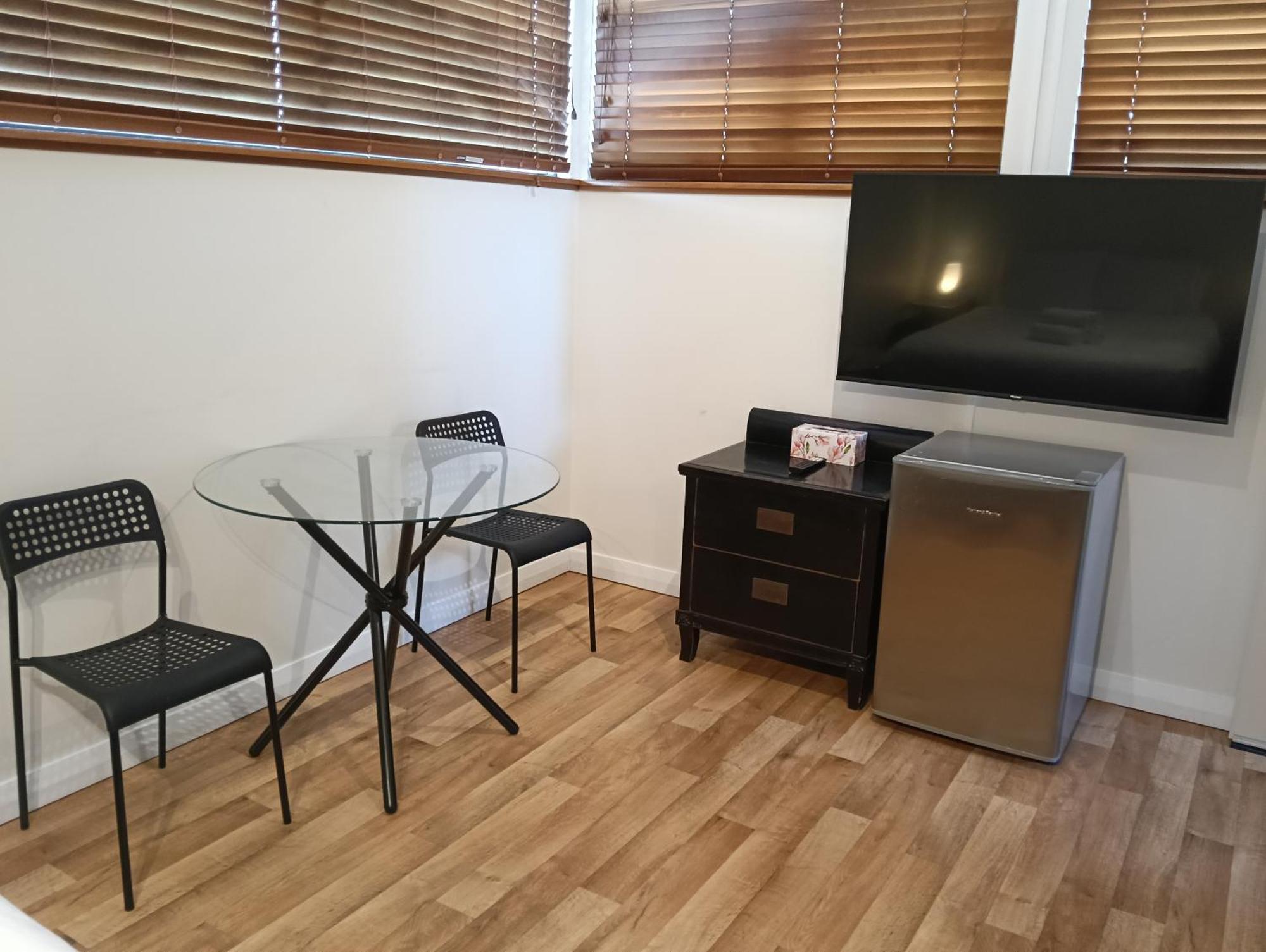 Dunsborough Apartments & Suites Екстер'єр фото